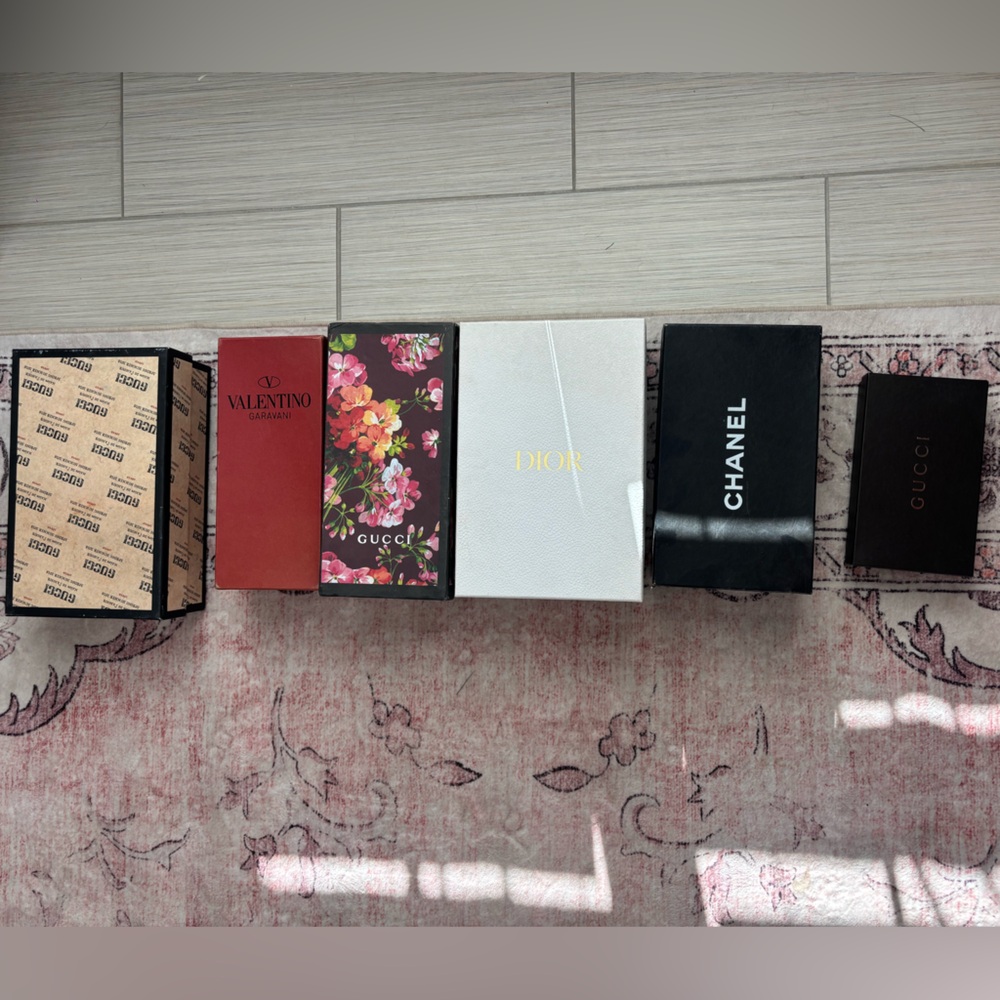 BUNDLE TRADE HOLD - Valentino, Dior, Chanel, Gucci Box Set